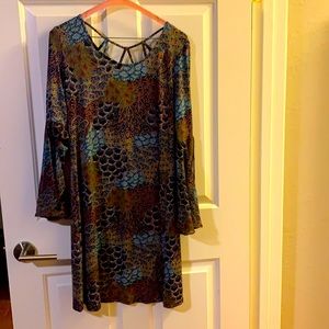 Beautifully patterned mid dress